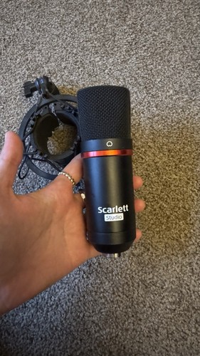 Focusrite scarlett studio cm25 - scarlett,