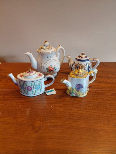 Group miniature teapots - group,