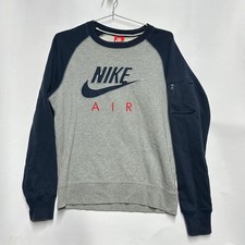 Nike vintage retro embroidered