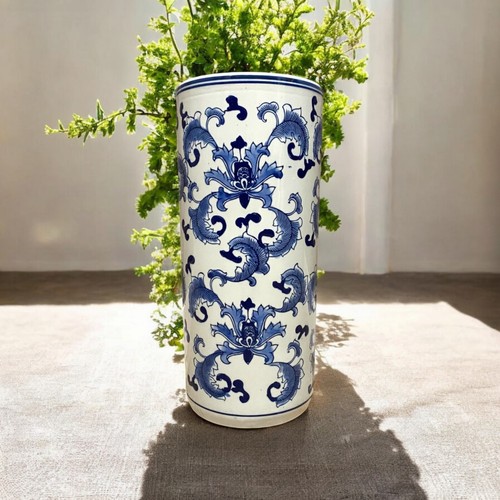 Blue white ceramic round - white,