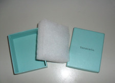 SCATOLA TIFFANY & CO CONFEZIONE CON IMBOTTITURA INTERNA
