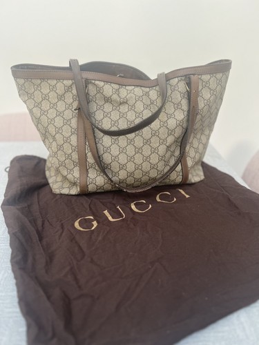 Authentic gucci supreme - authentic, gg