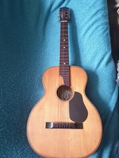 Vintage Acoustic Guitar
