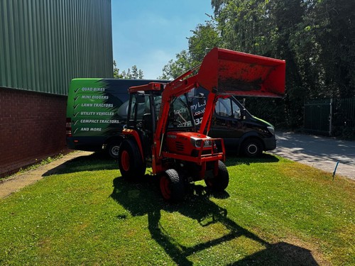 Kubota stv32 compact tractor - kubota,