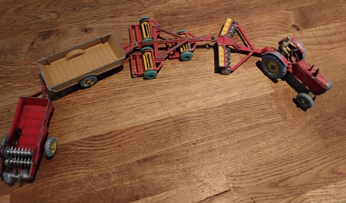 Vintage dinky toys collectable - dinky,