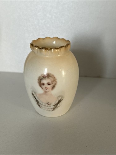 Antique royal doulton burslem - royal,