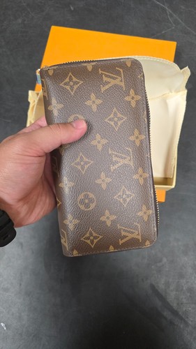 Louis vuitton monogram - louis,