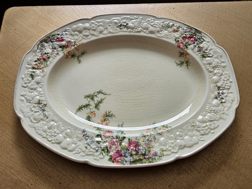 Vintage crown ducal - ducal, embossed