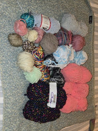 Wool bundle joblot mixed - bundle,