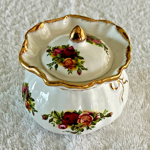 Royal albert old country roses - old,