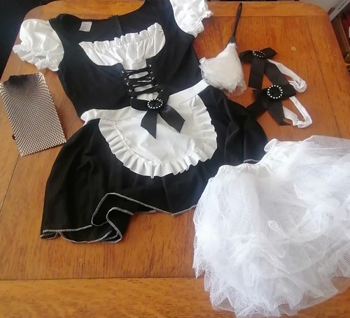 Flirty french maid - flirty, wicked
