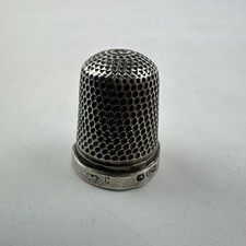 Vintage Birmingham Solid Silver 1887 Dated Thimble 2.2cm x 1.7cm 4.6g