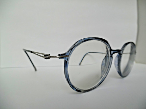Silhouette titan marbled sea - marbled,