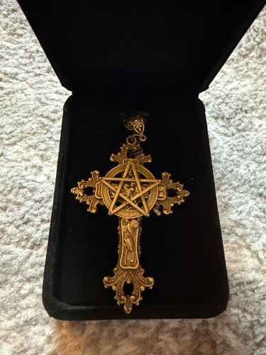 Large cross pentacle pentagram - cross,