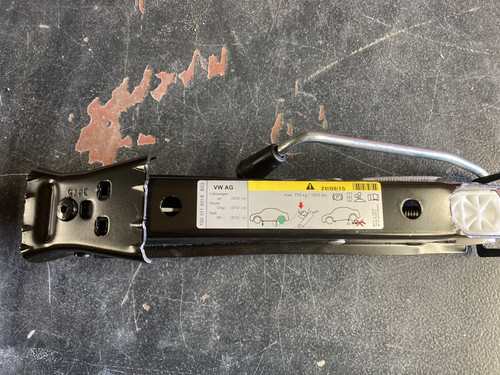 Scissor jack 1so 011 - vw,