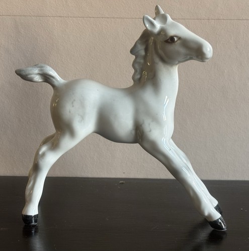Beswick grey gloss - gloss, foal