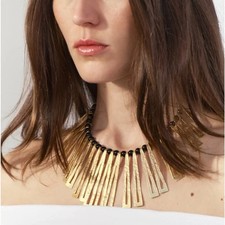 Stunning Metal Plate Collar