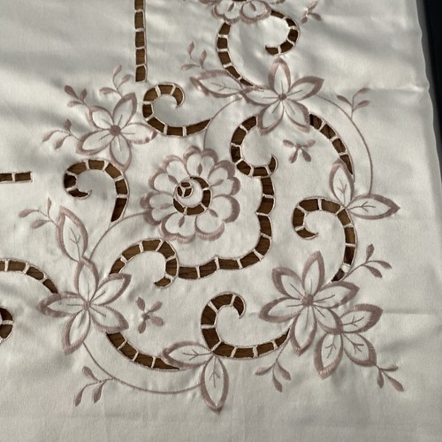 Vintage tablecloth embroidered - tablecloth,