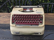 Stunning Olympia Splendid 33