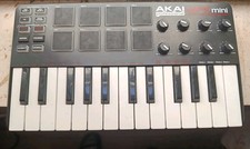 Tastiera MIDI AKAI MPK Mini 