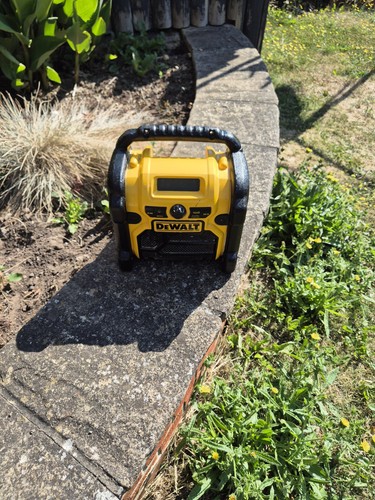 Dewalt recon dcr021 18v - dewalt,