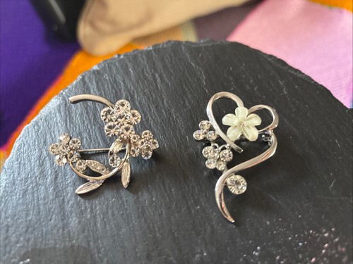 Buckingham brooch brooches - 2,