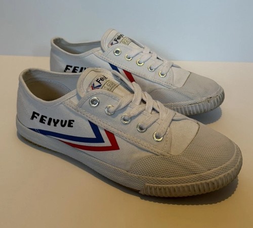 Feiyue white canvas trainers - canvas,
