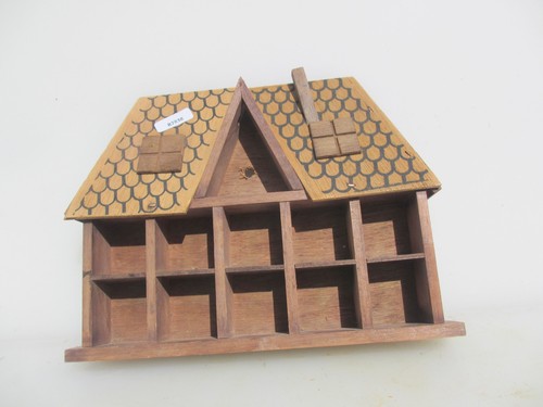 Retro wooden thimble display - retro,