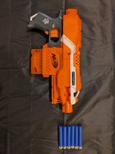 Nerf Elite Stryfe Blaster + 6