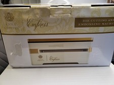 Anna Griffin Empress Die