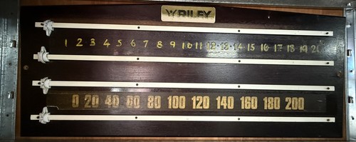 Antique oak snooker scoreboard - snooker,