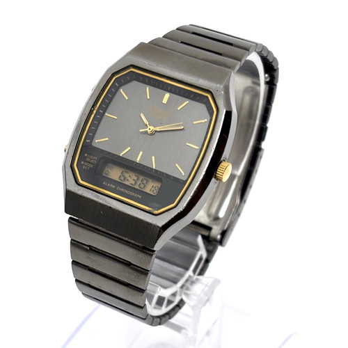 Vintage 1982 seiko - vintage,