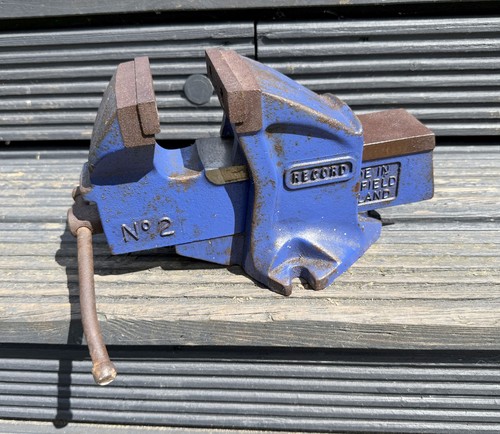 Record vice made in - 2,