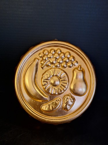 Vintage copper tone jello - tone, jello/cake