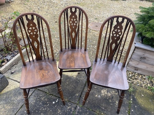 Old charm dining chairs - 3x,