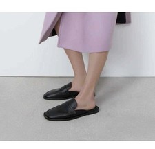 Zara Black square toe slide