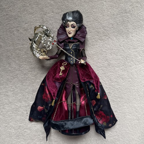 Lady tremaine from - tremaine,