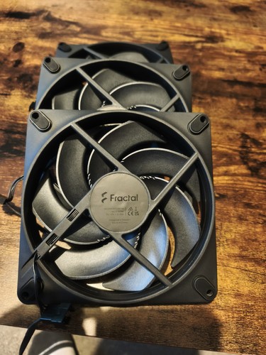 Fractal design momentum - design, 140mm