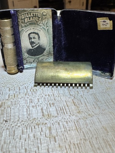 Gillette safety razor - razor, vintage