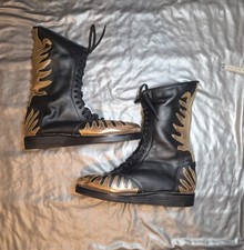 New Unworn Men's Wrestling