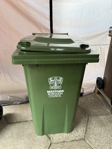 Wheelie bin bundle 240l bins - 6,