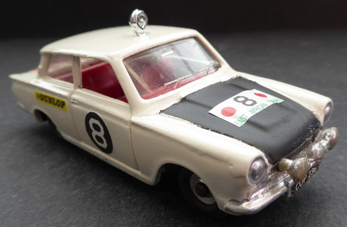 Dinky toys 212 ford - #212, cortina