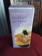 Vintage ceramic blackbird pie - vintage,