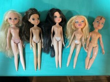 5 Nude Brats Dolls, 4 Girls