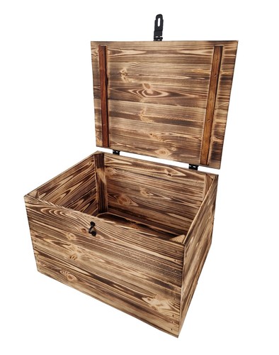 Wooden crate with lid - wooden,