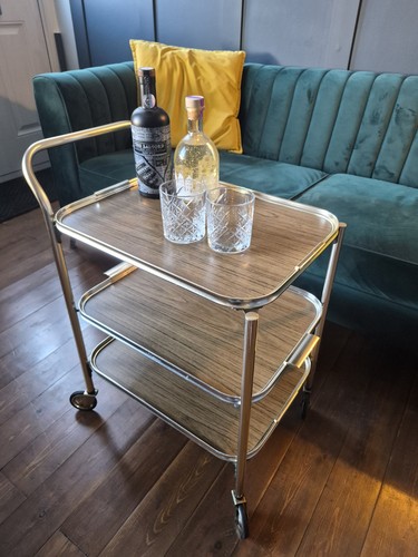 Vintage tea trolley - vintage, drinks
