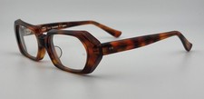 Oliver Goldsmith Wong Unisex