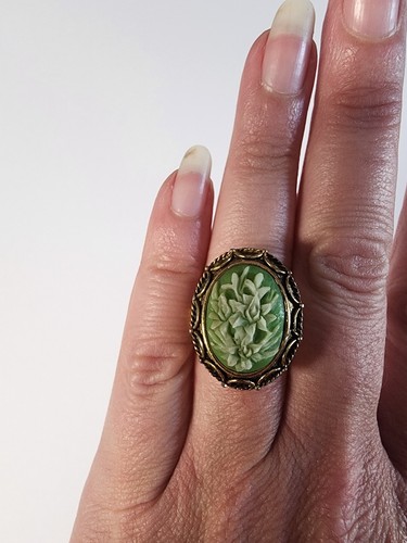 Vtg vanda mantis green lily - mantis,