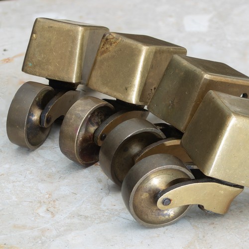 Set brass furniture - ,