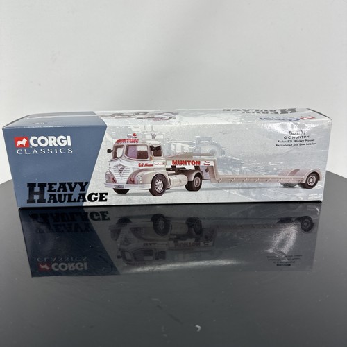 Corgi scale diecast 13501 - diecast,
